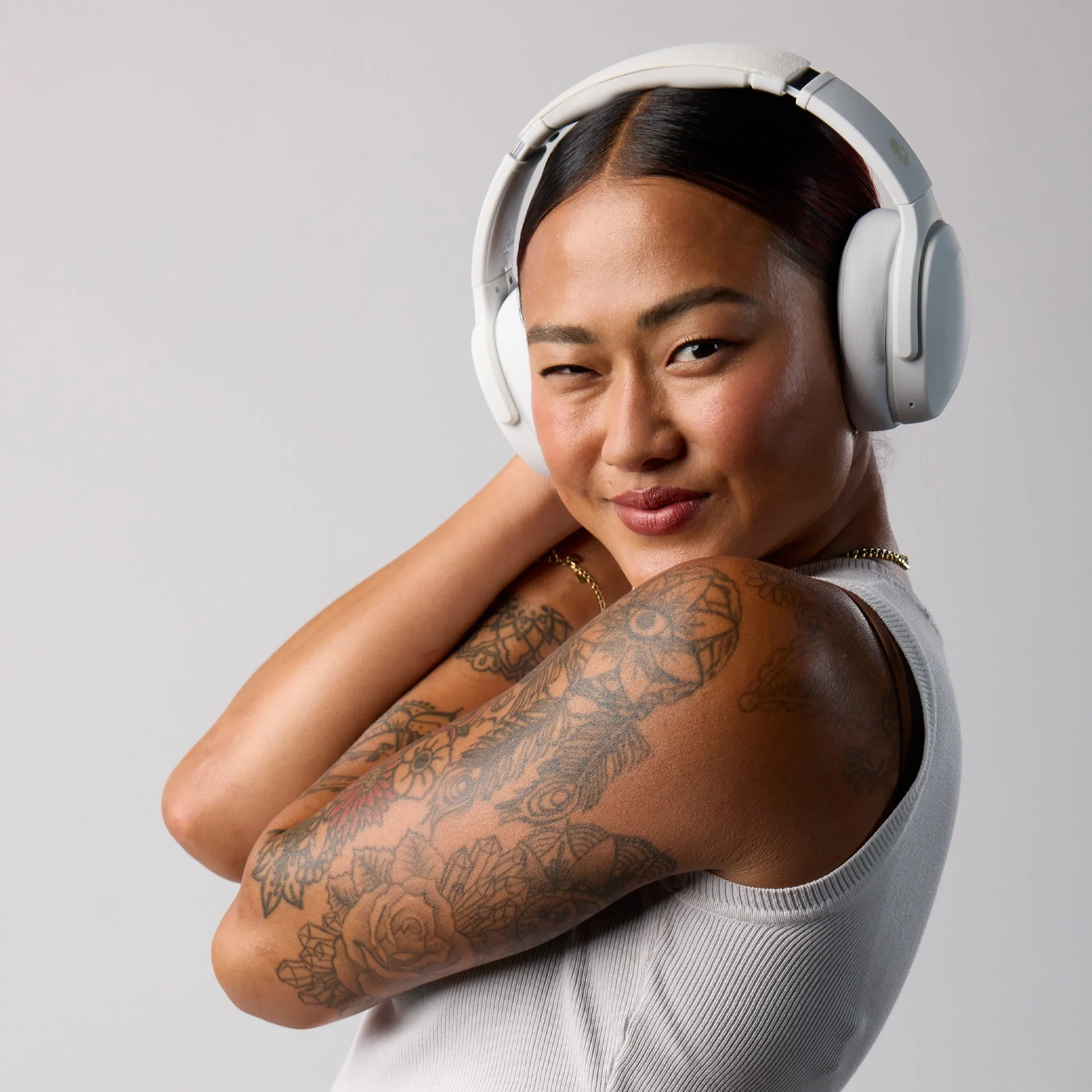 Skullcandy Crusher Evo Wireless Over-ear Headphones, Bone