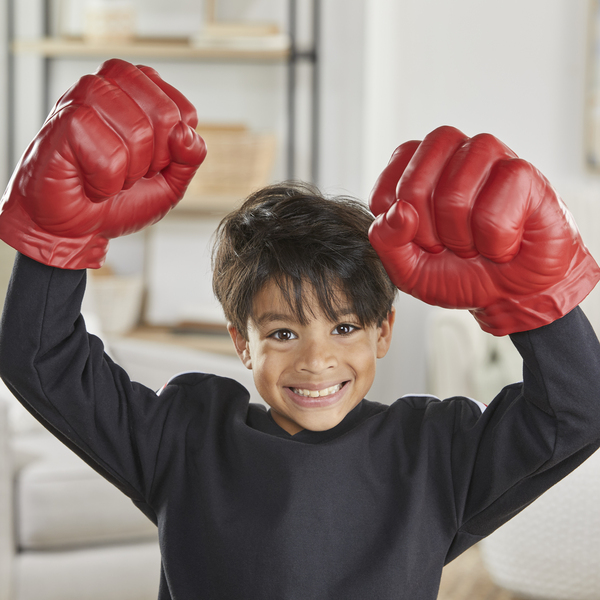 Avengers Captain America NWO, Red Hulk Smash Fists