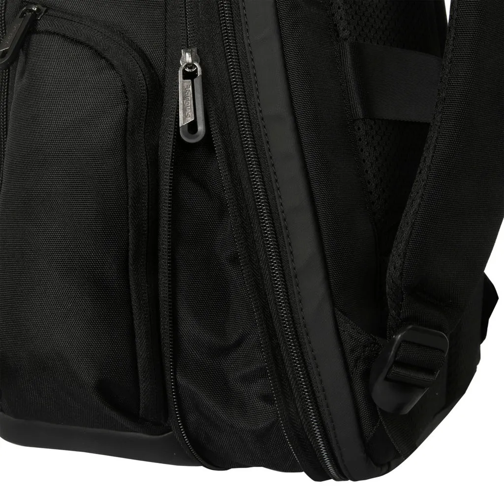 Voyager EXP 17" Backpack - Black