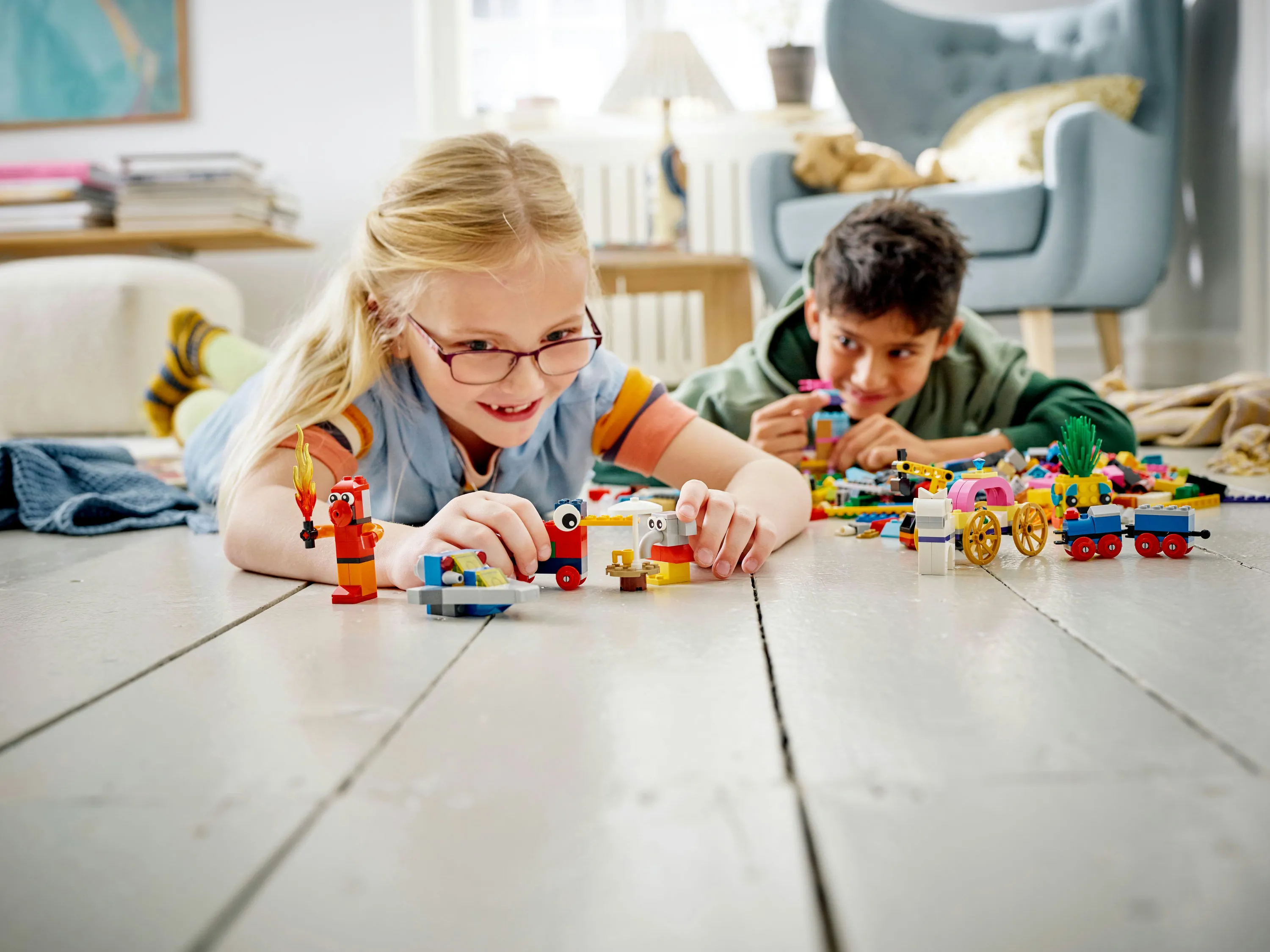 LEGO Classic 90 Years of Play 11021