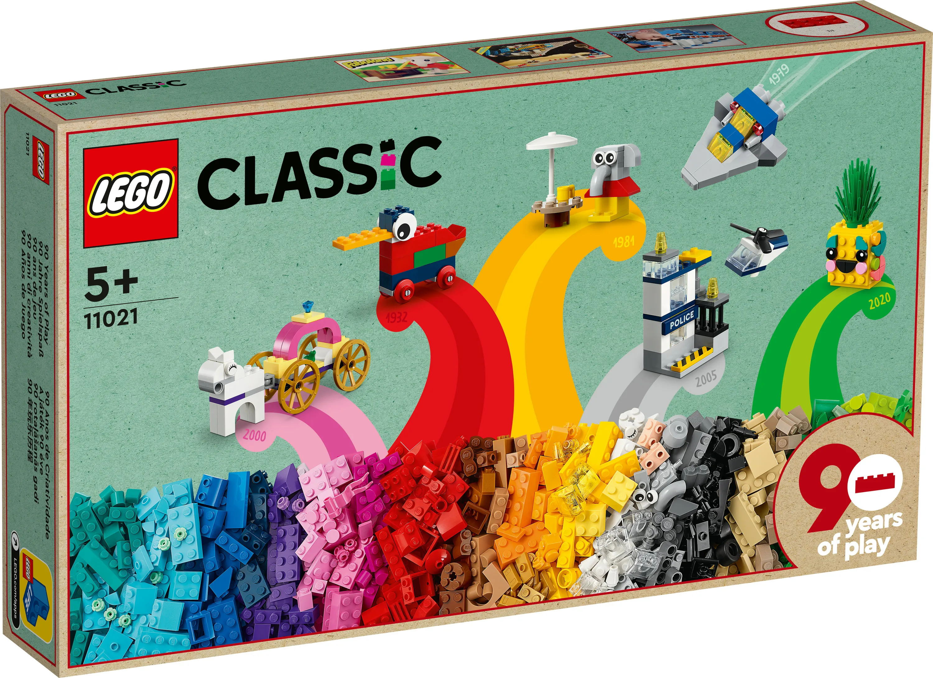 LEGO Classic 90 Years of Play 11021