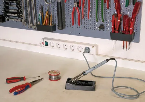 Brennenstuhl Bremounta Power Strip 4-way, black, 1.5m, H05VV-F 3G1.5