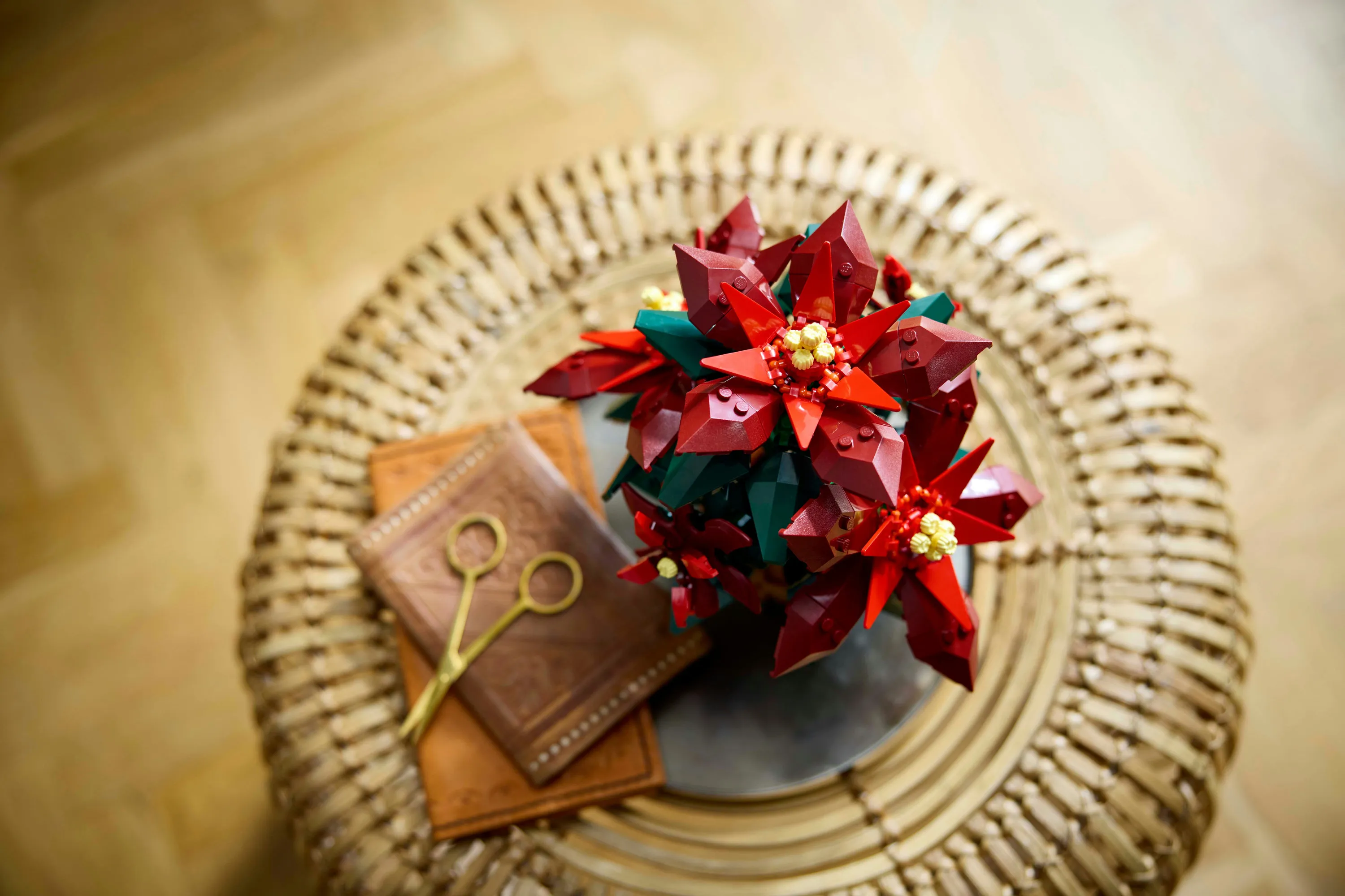 LEGO Icons Joulutähti 10370 LEGO Icons Joulutähti 10370