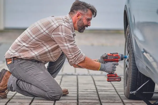 Einhell cordless impact wrench IMPAXXO 18/400, 1/2 (red/black, without battery and charger)