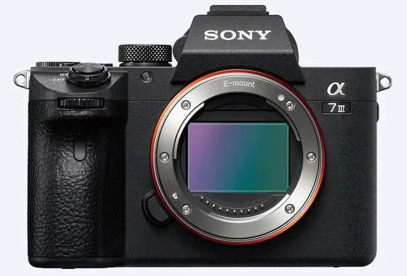 Alpha 7 Mark III Kit + SEL