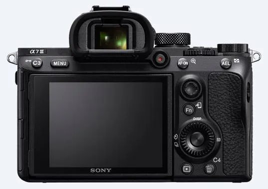 Alpha 7 Mark III Kit + SEL