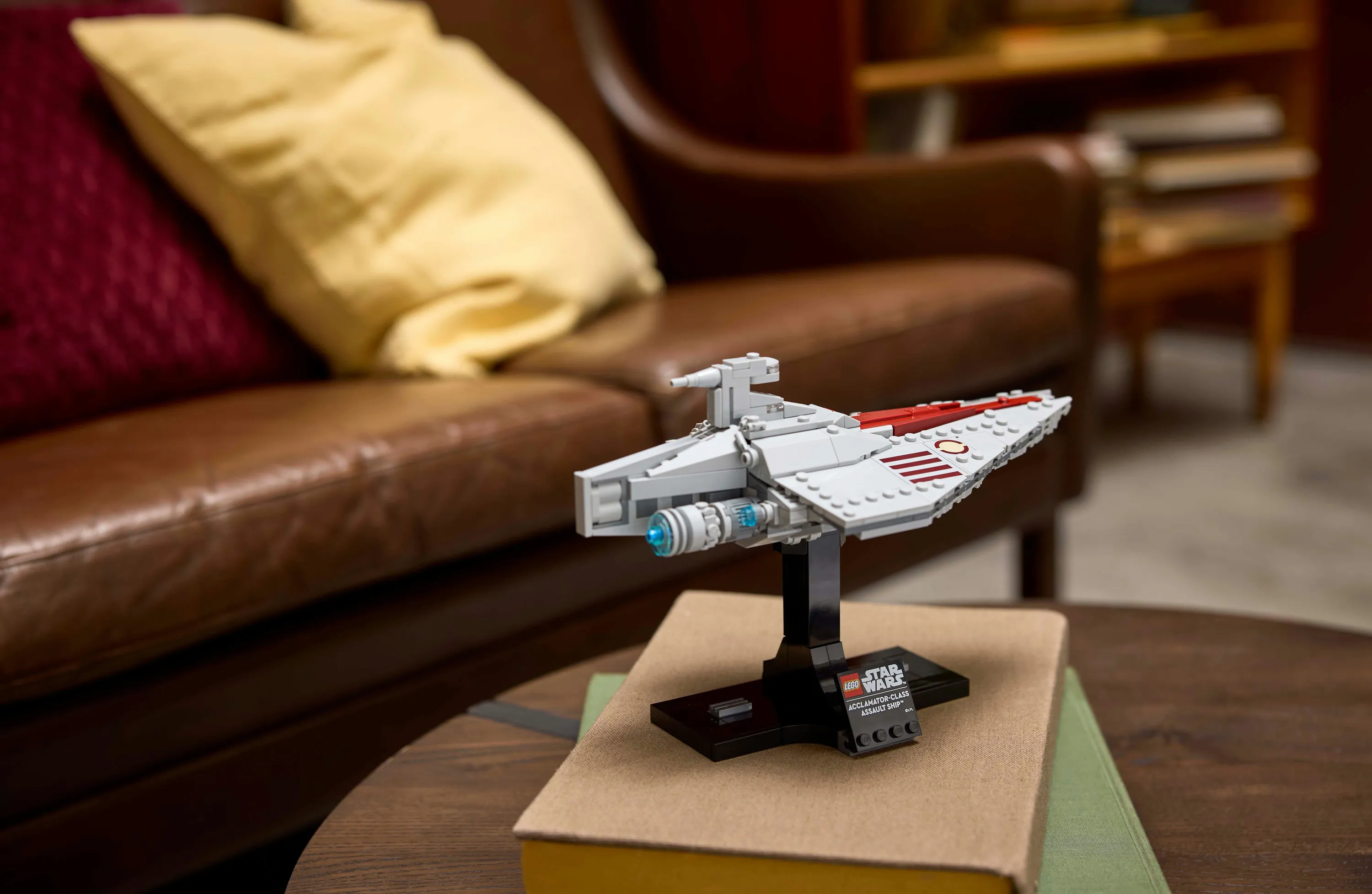 LEGO Star Wars Acclamator-class Assault Ship 75404