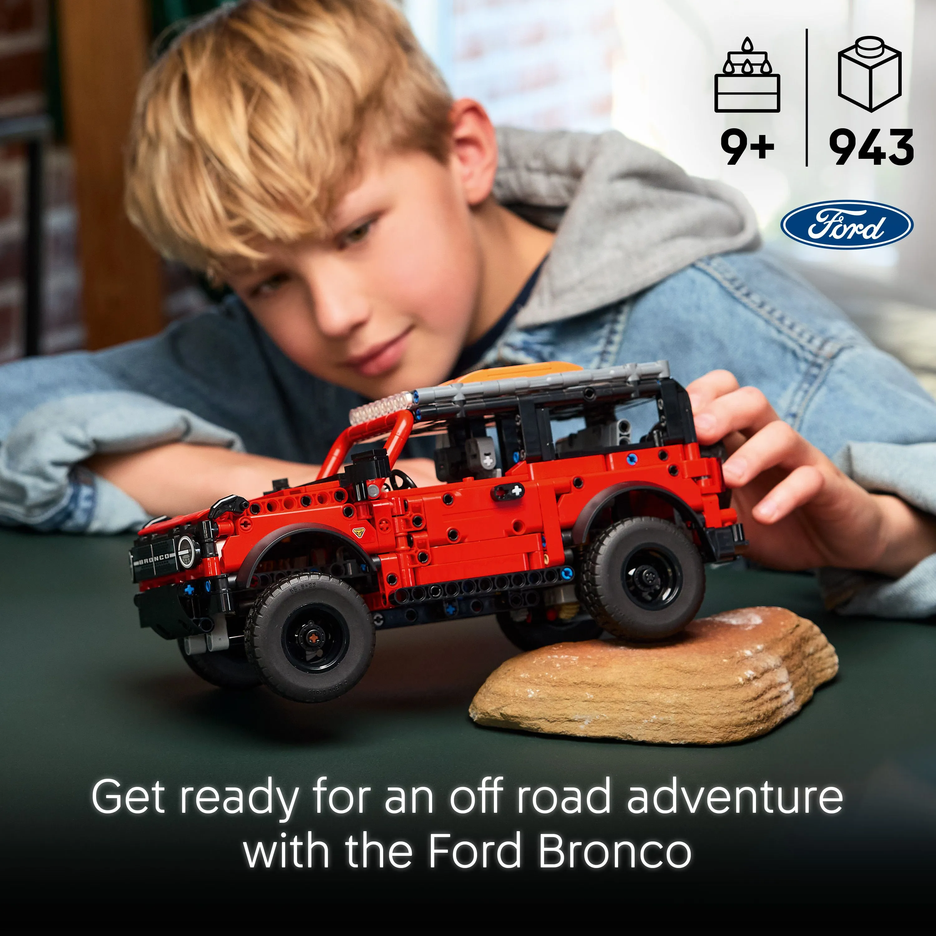 LEGO Technic Ford Bronco terrängbil 42213
