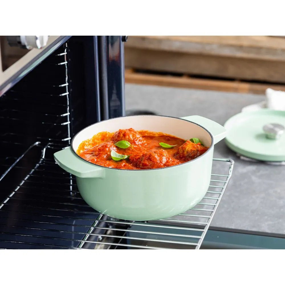 KitchenAid Gjutj&auml;rnsgryta med lock 22 cm 3.3 L Gr&ouml;n