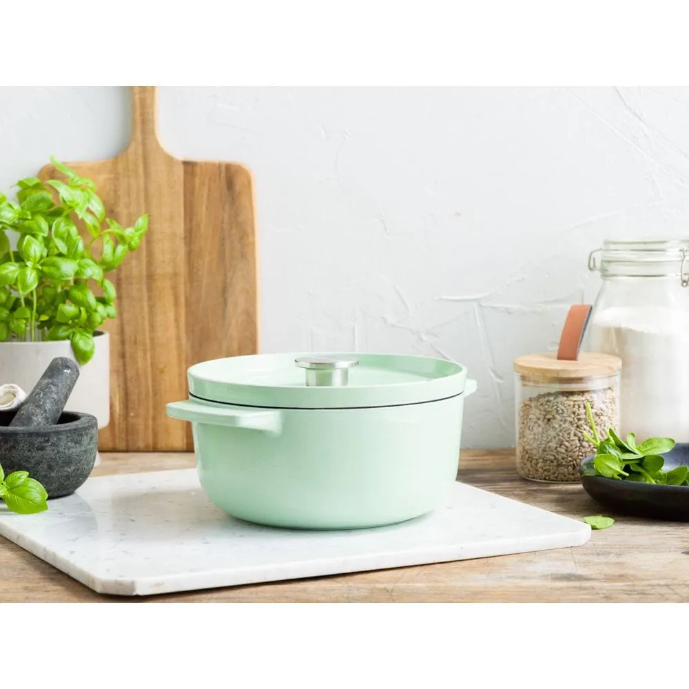KitchenAid Gjutj&auml;rnsgryta med lock 22 cm 3.3 L Gr&ouml;n