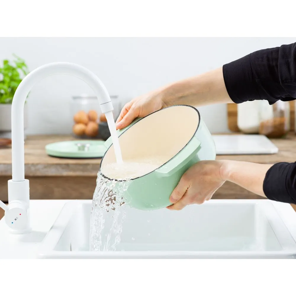 KitchenAid Gjutj&auml;rnsgryta med lock 22 cm 3.3 L Gr&ouml;n