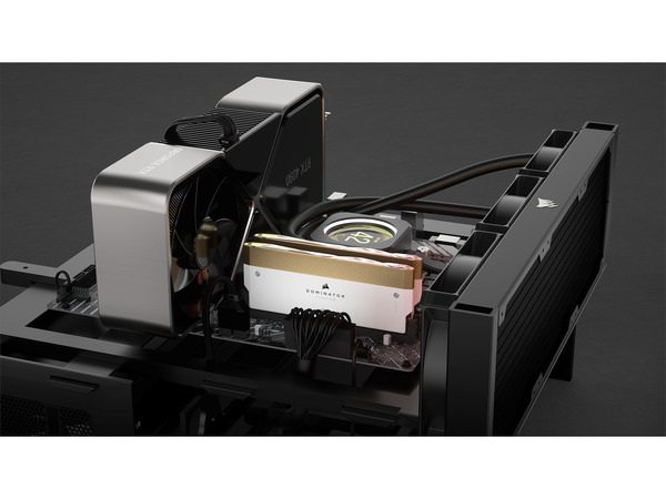 Corsair Dominator Titanium Wave Accessory Kit RGB DDR5 minne, guld