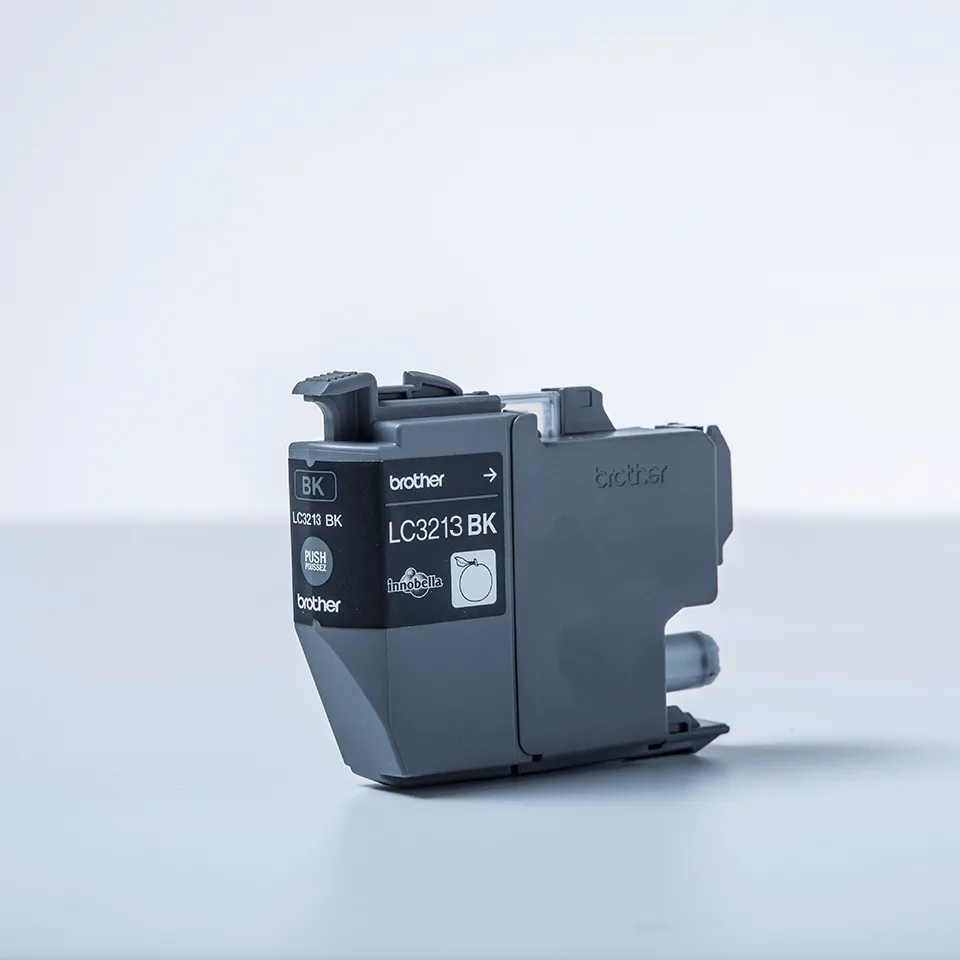 Brother LC3213BK - ink cartridge, Black