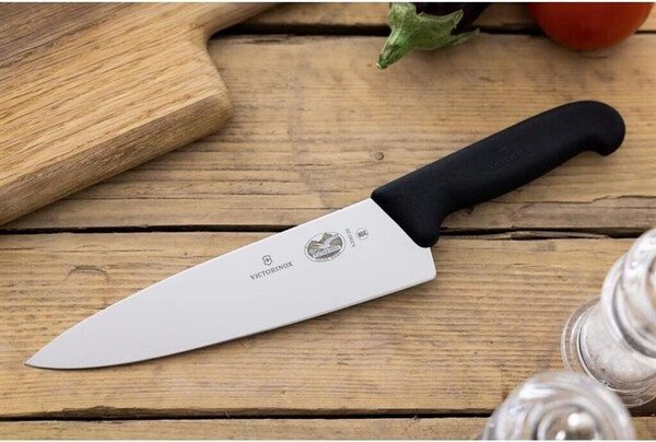 Victorinox Fibrox -kokkiveitsi 20 cm