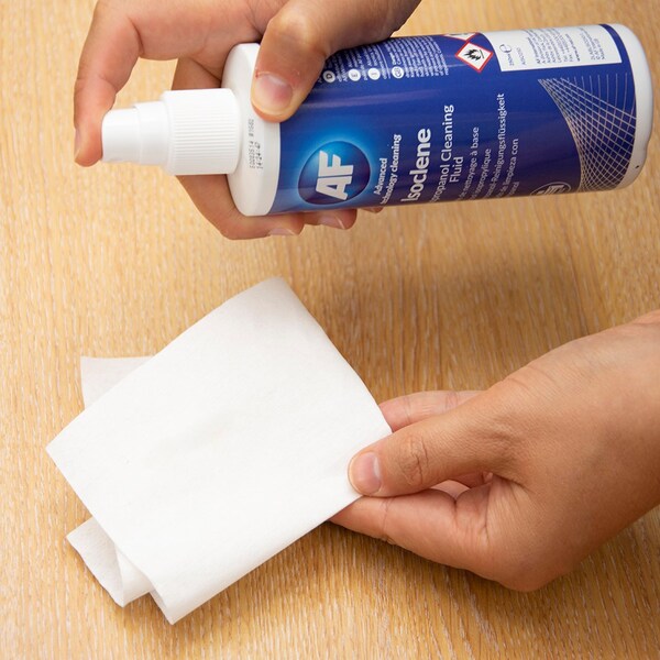 Isoclene - 250ml IPA solution