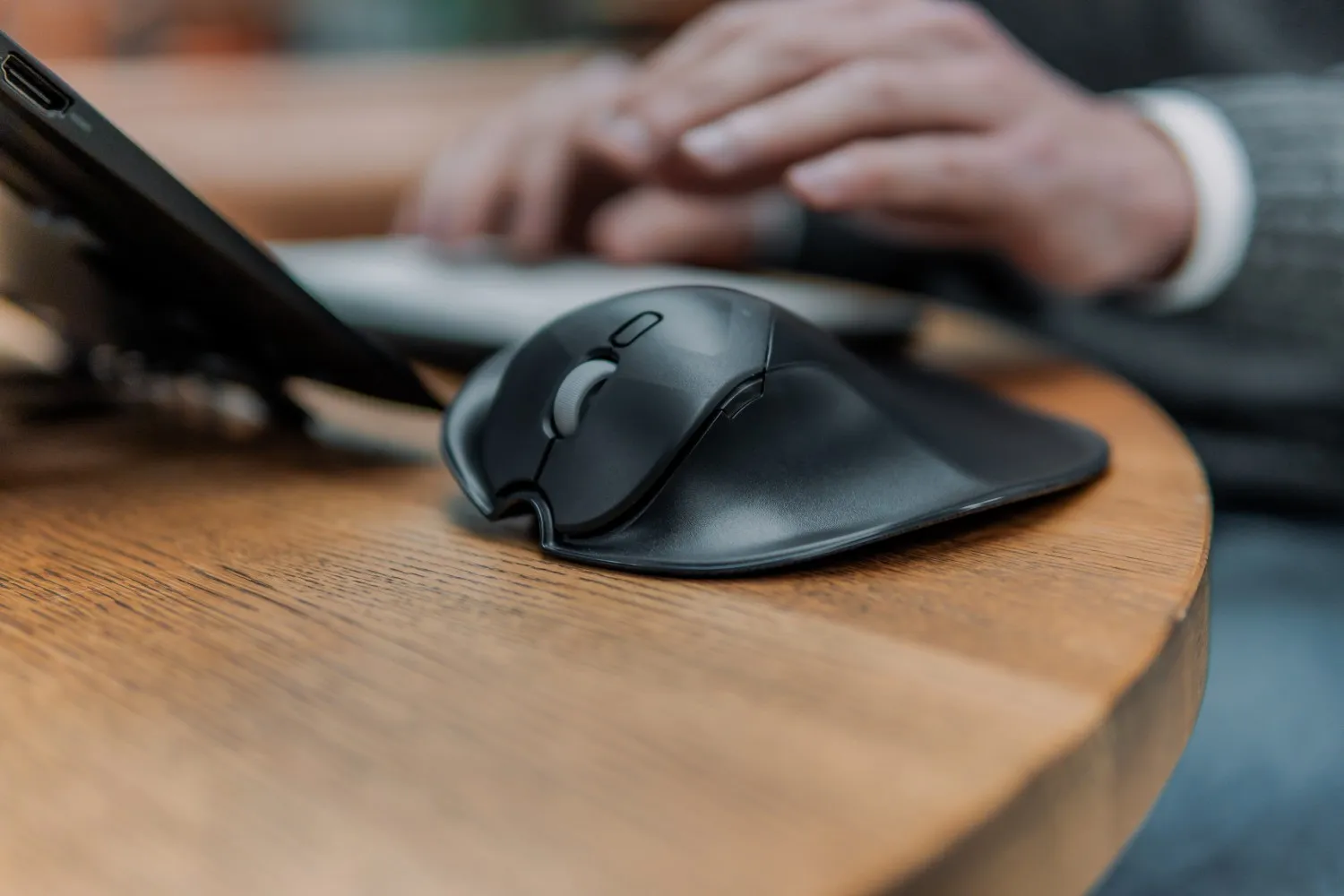 HandshoeMouse Shift Small Bluetooth
