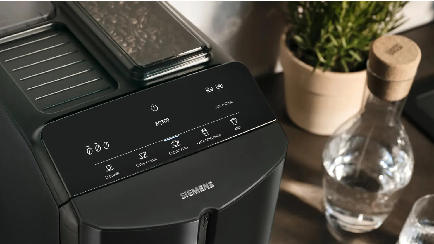 Siemens EQ.300 TF301E19 -t&auml;ysautomaattinen espressokone, musta