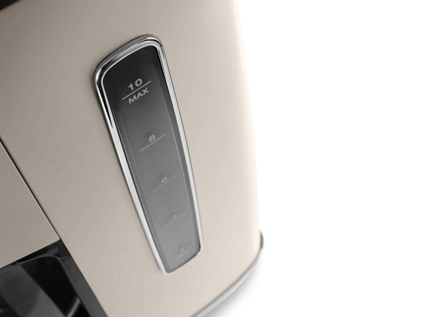 DeLonghi Distinta ICMI 211.W, kahvinkeitin 10 kupin, valkoinen