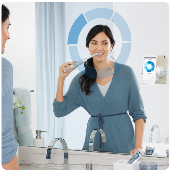 BRAUN S&Auml;HK&Ouml;HAMMASHARJA ORAL-B GENIUS 9000 Hopea. Uusi kevyt ja siro runko. Tehokas lithiumi-akku. 10 500 kierrosta ja 40 000 syk&auml;yst&auml;/min.  Lataava USB-kotelo,