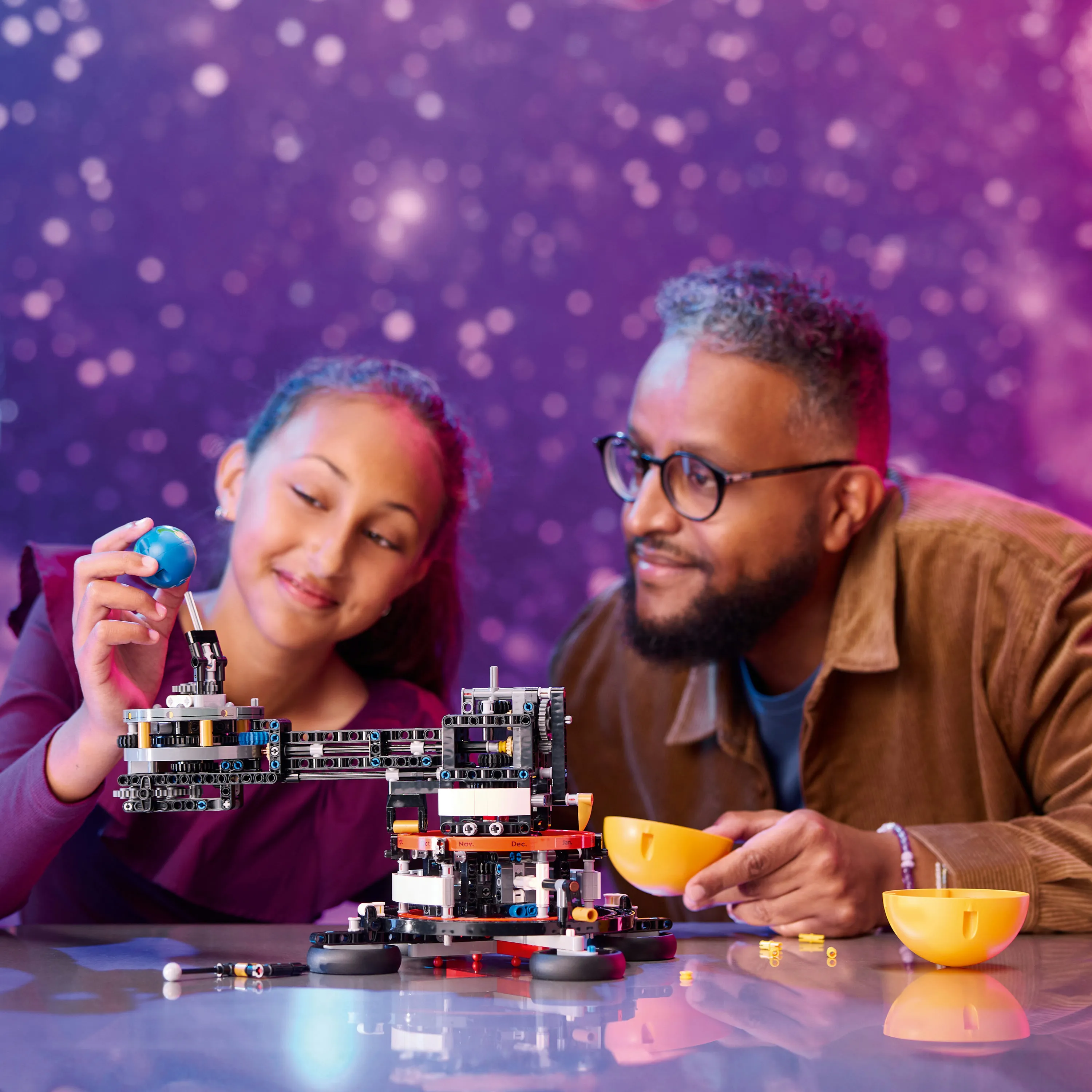 LEGO Technic Earth and Moon in Orbit 42179