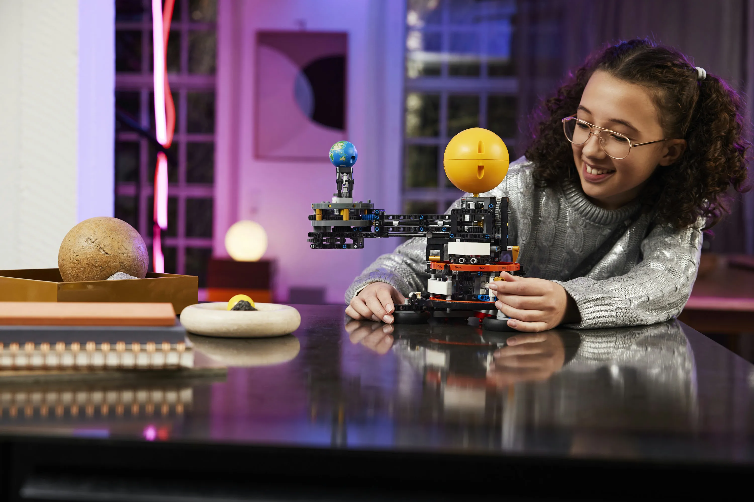 LEGO Technic Earth and Moon in Orbit 42179