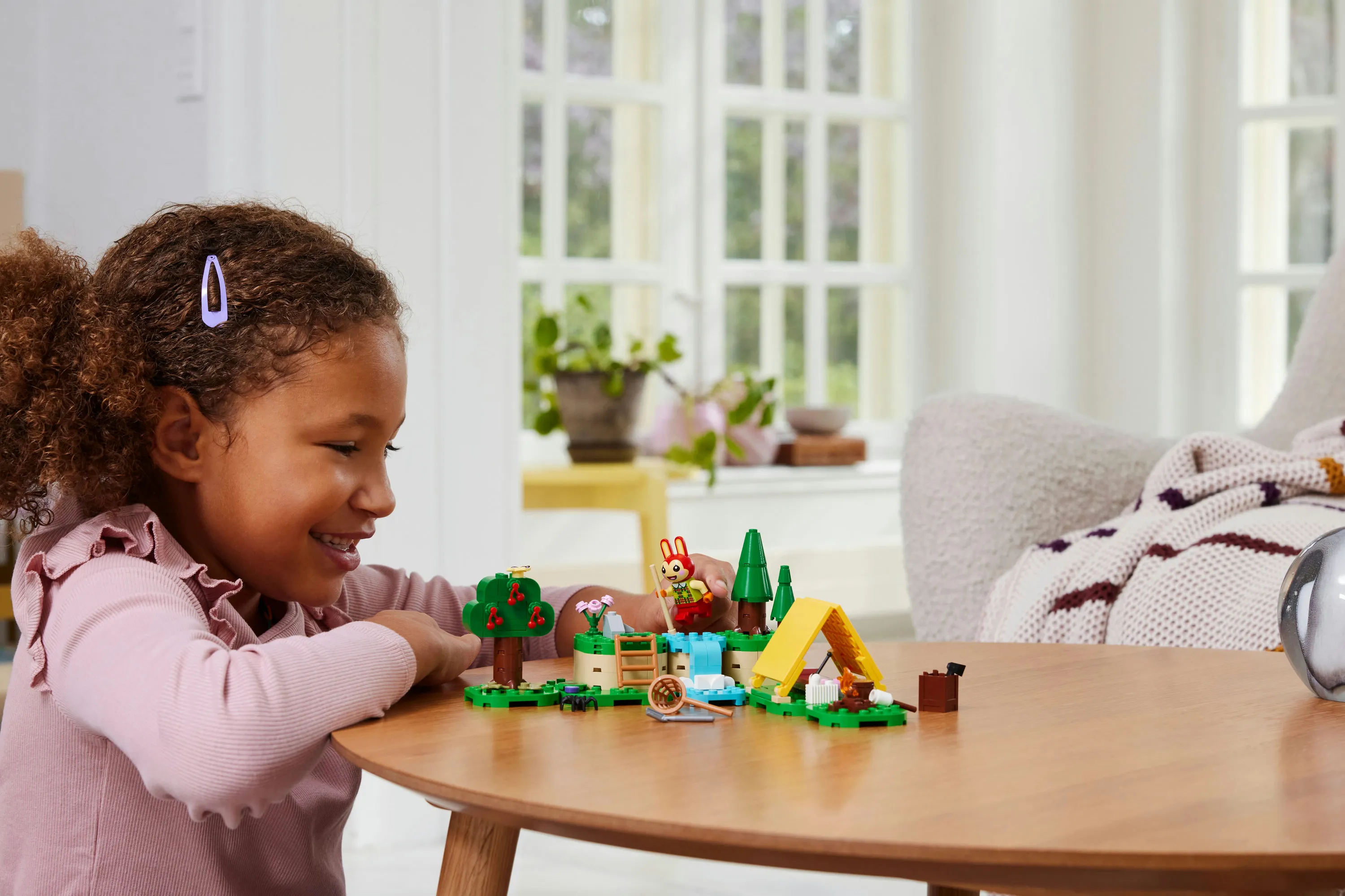 LEGO Animal Crossing Bunnien ulkopuuhia 77047