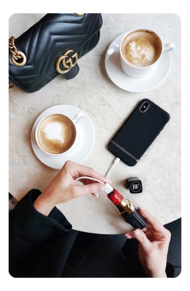 Richmond &amp; Finch Lipstick Powerbank, Black