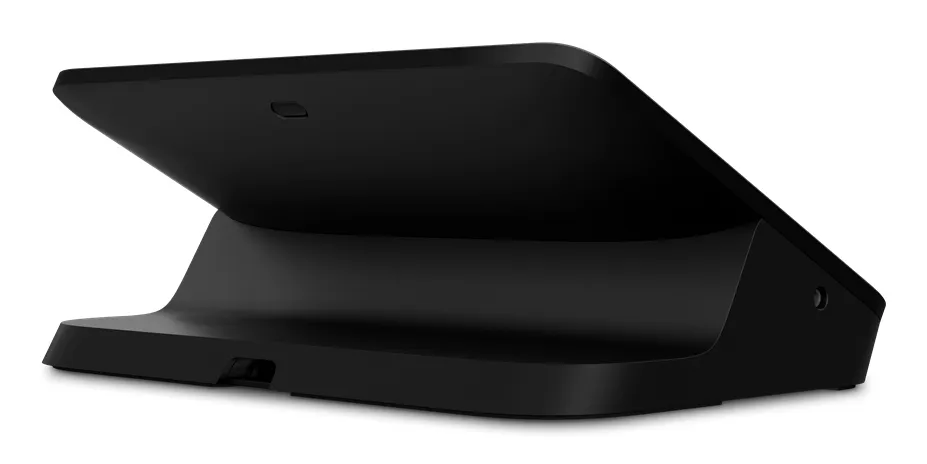 Lenovo ThinkSmart One + IP Controller -all-in-one neuvotteluhuoneratkaisu
