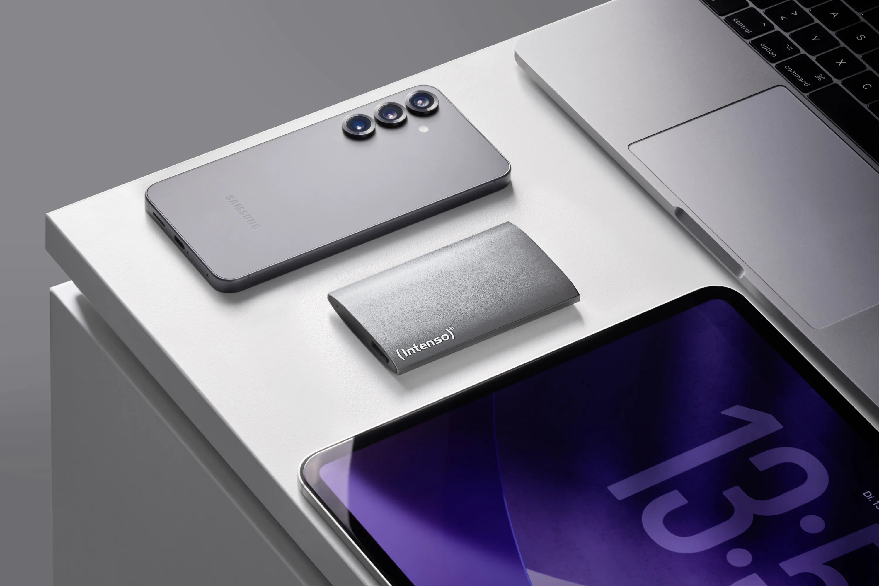 Intenso Premium Edition 512 GB extern SSD med USB 3.2 Gen 1 (USB-A), portabel, st&ouml;tt&aring;lig, Anthracite