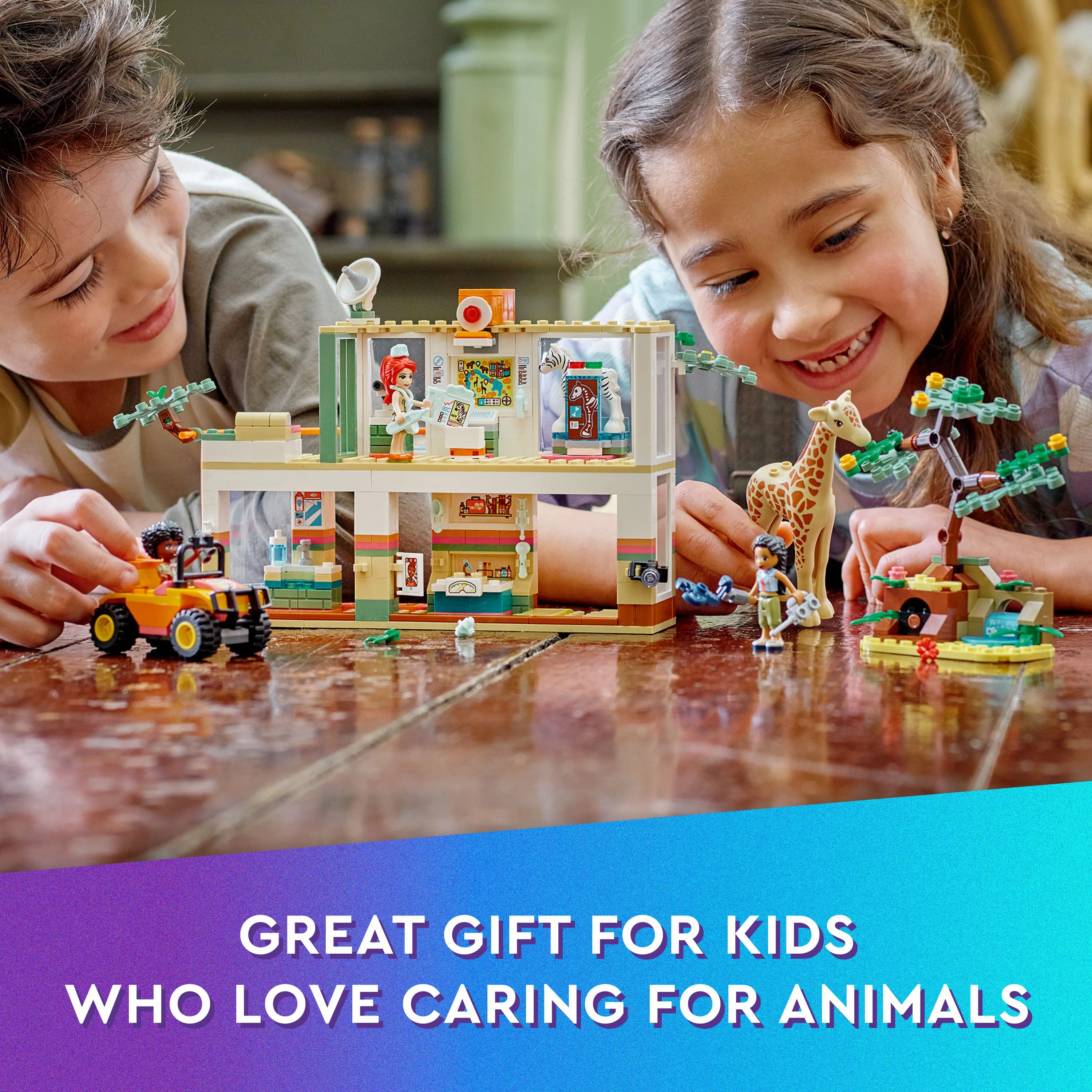 LEGO Friends Mia and the Wildlife Rescue Mission 41717