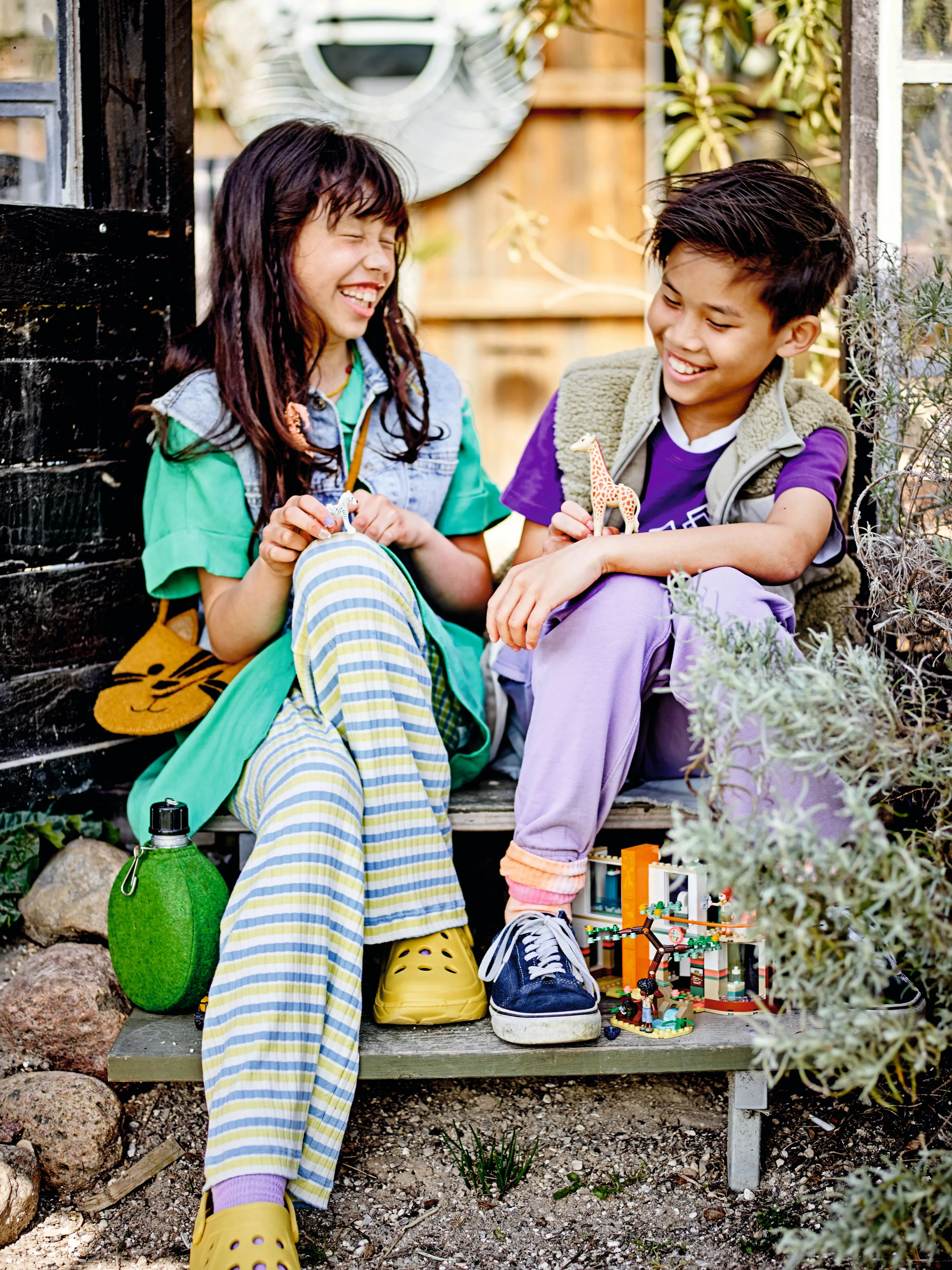 LEGO Friends Mia and the Wildlife Rescue Mission 41717