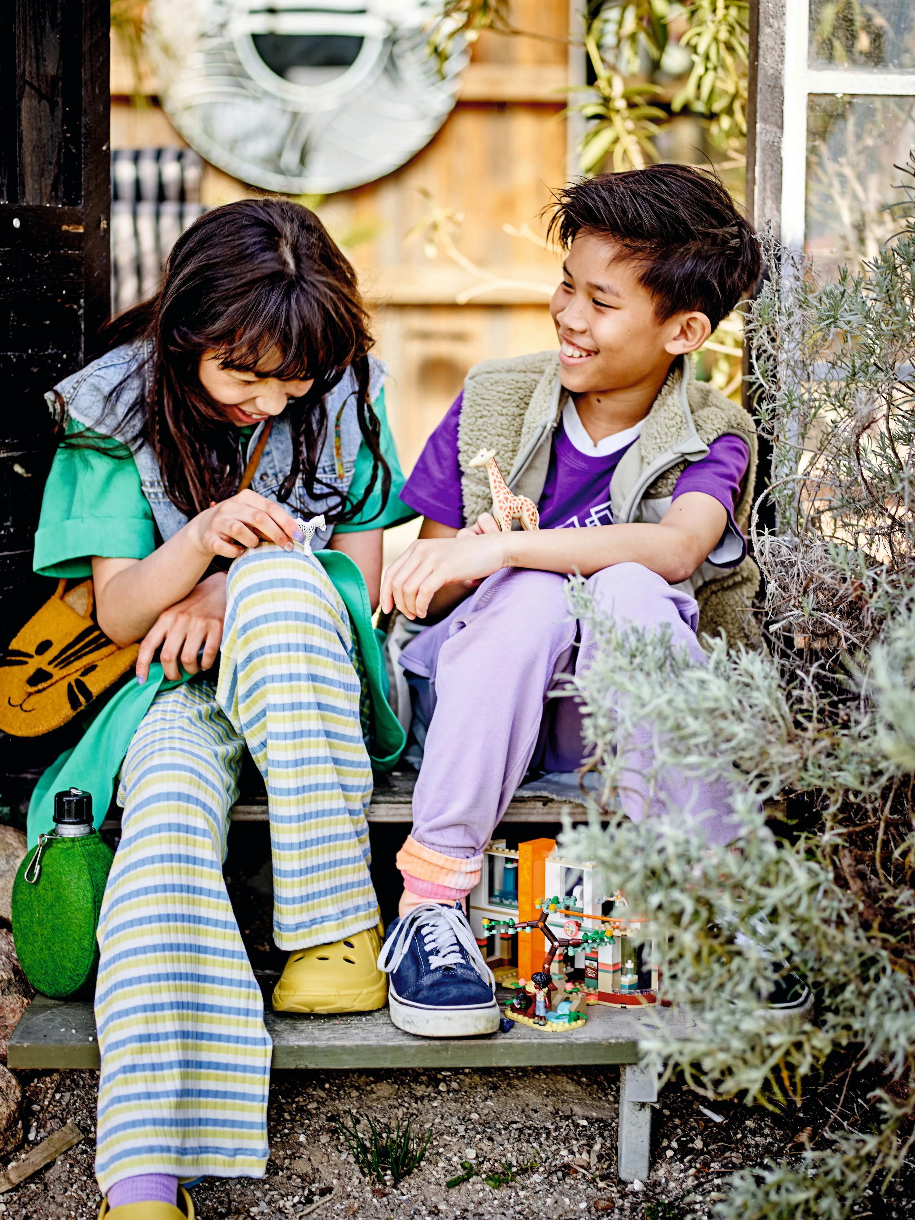 LEGO Friends Mia and the Wildlife Rescue Mission 41717