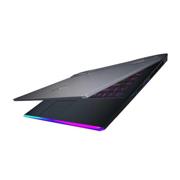 MSI 15.6&quot; GE66 Raider 10UE, 16 GB / 2 TB SSD, RTX 3060 6GB, Win 10 Home - gaming b&auml;rbar, Svart/Silver
