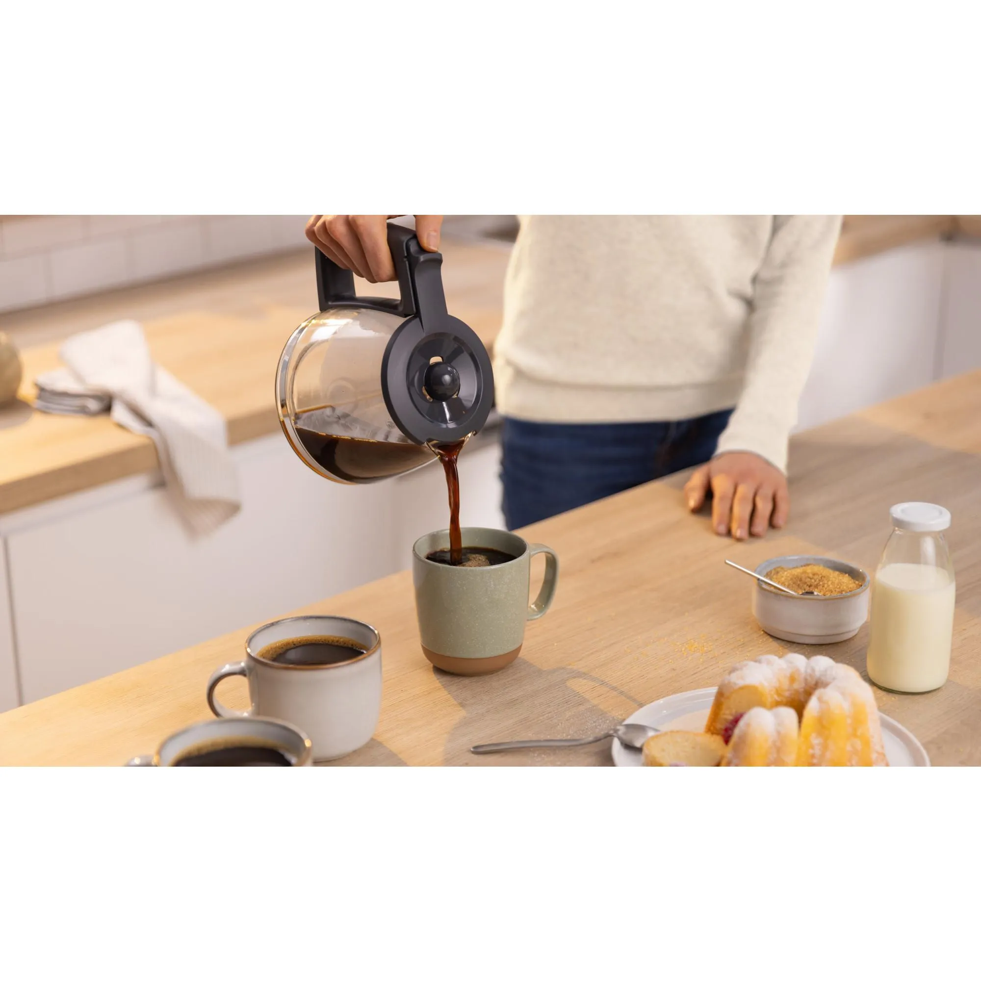 Bosch MyMoment TKA3M131 15 kupin -kahvinkeitin, valkoinen