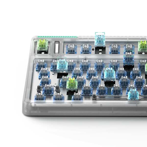 Iqunix OG80 Wormhole wireless RGB TTC Silent Brown - speltangentbord