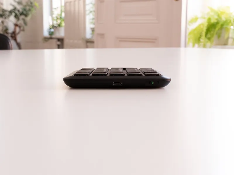 Mousetrapper Type NumPad -langaton ergonominen n&auml;pp&auml;imist&ouml;, musta