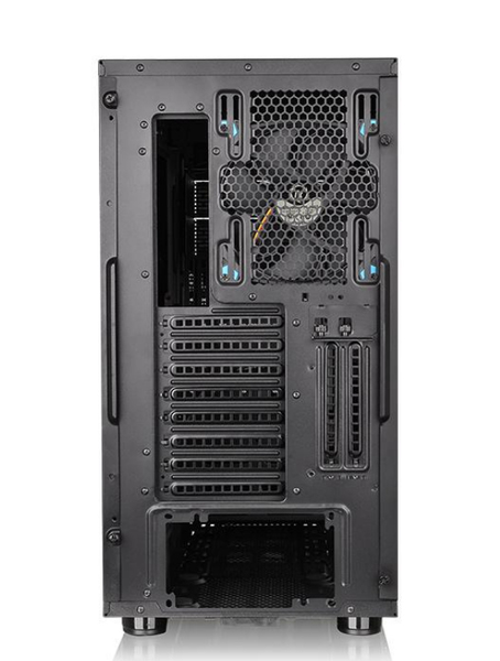Thermaltake Core X31 TG Midi Tower toolless installation