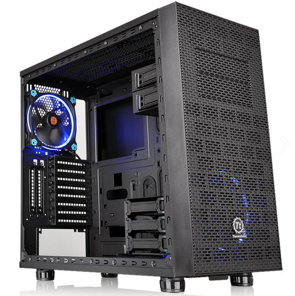 Thermaltake Core X31 TG Midi Tower toolless installation