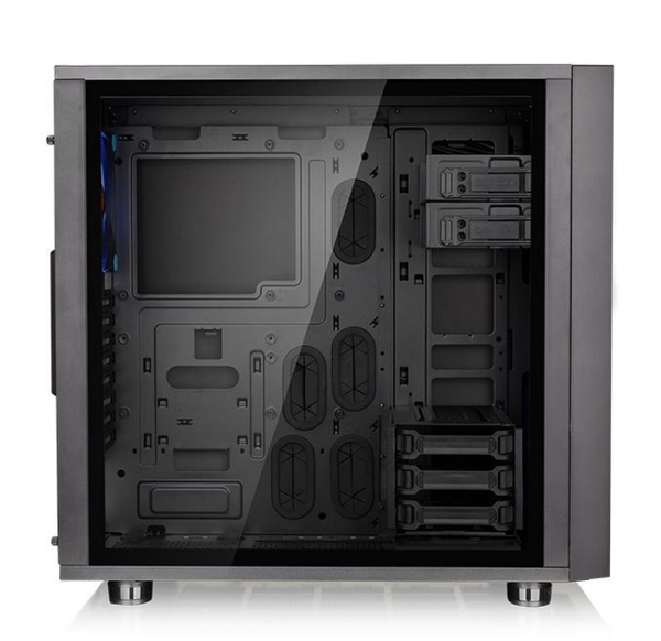 Thermaltake Core X31 TG Midi Tower toolless installation