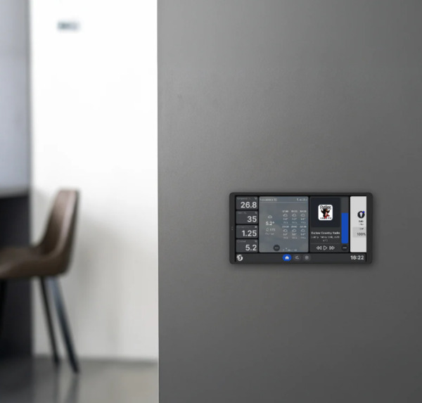 Shelly Wall Display X2 6,95" silver touchscreen + BLU H&amp;T sensor