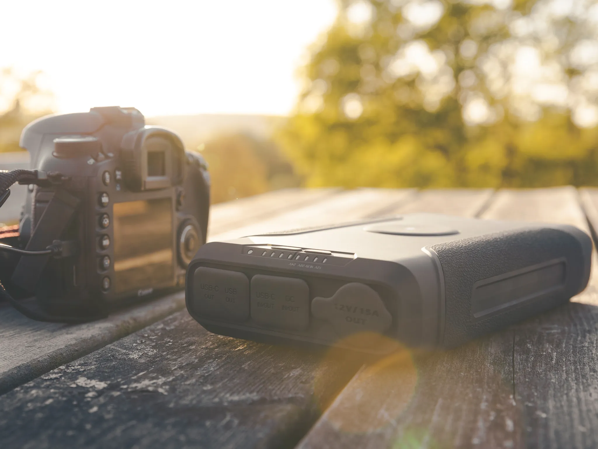 Sandberg Survivor 7-in-1 - powerbank, 72000 mAh, Black