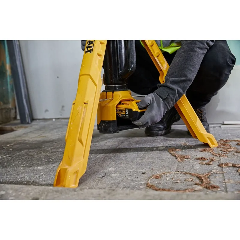DeWALT DCL079-XJ 4000K - Cordless LED Spotlight