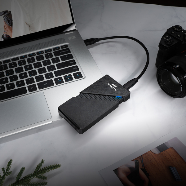 ADATA SE920 2 TB USB-C - extern SSD, Svart