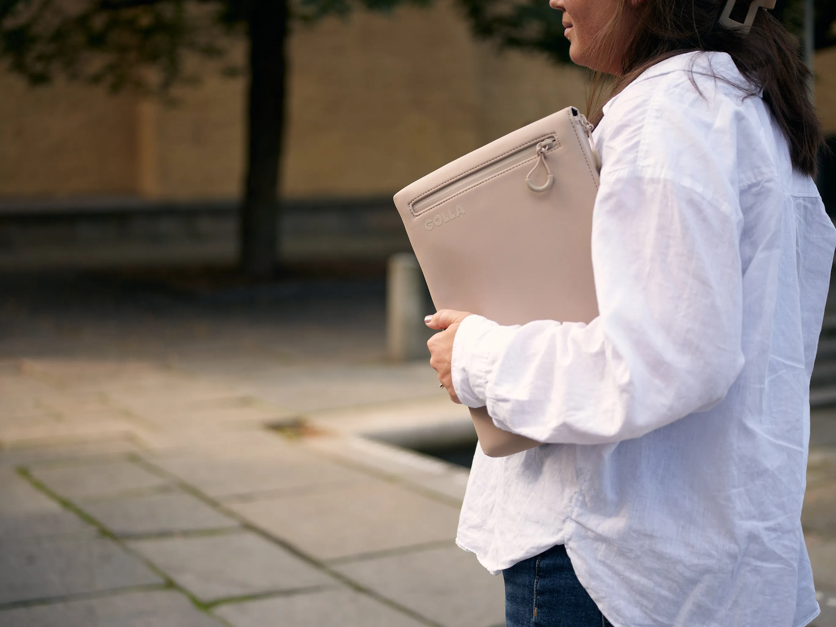 Golla Metro Neoprene - sleeve, cream, 13"