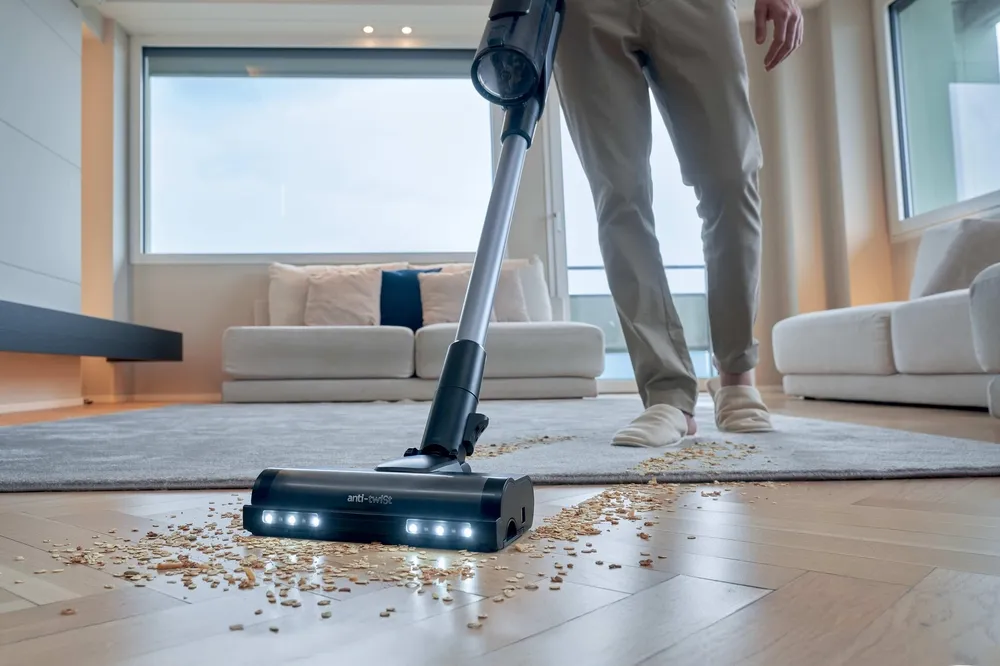 Hoover HF610H 011 Stick vacuum cleaner, Magenta