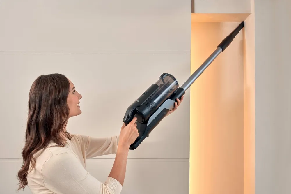 Hoover HF610H 011 Stick vacuum cleaner, Magenta