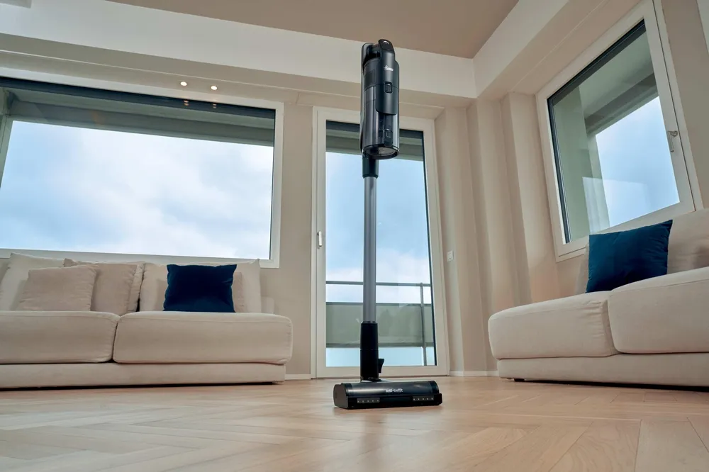 Hoover HF610H 011 Stick vacuum cleaner, Magenta