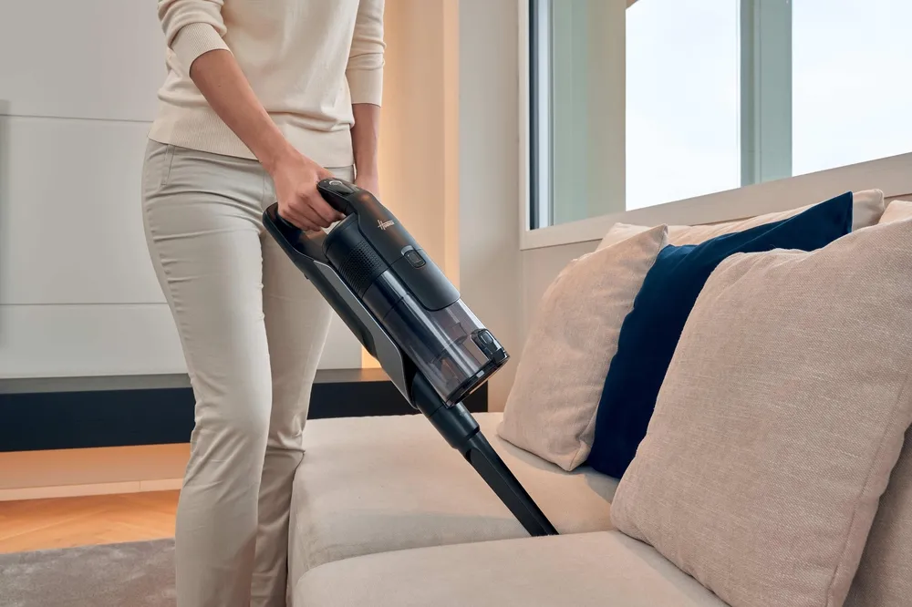 Hoover HF610H 011 Stick vacuum cleaner, Magenta