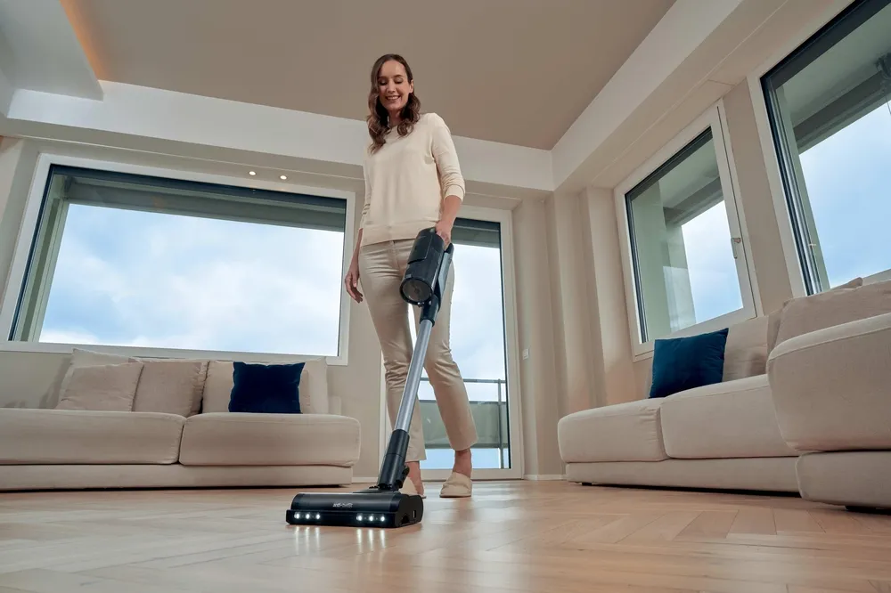 Hoover HF610H 011 Stick vacuum cleaner, Magenta