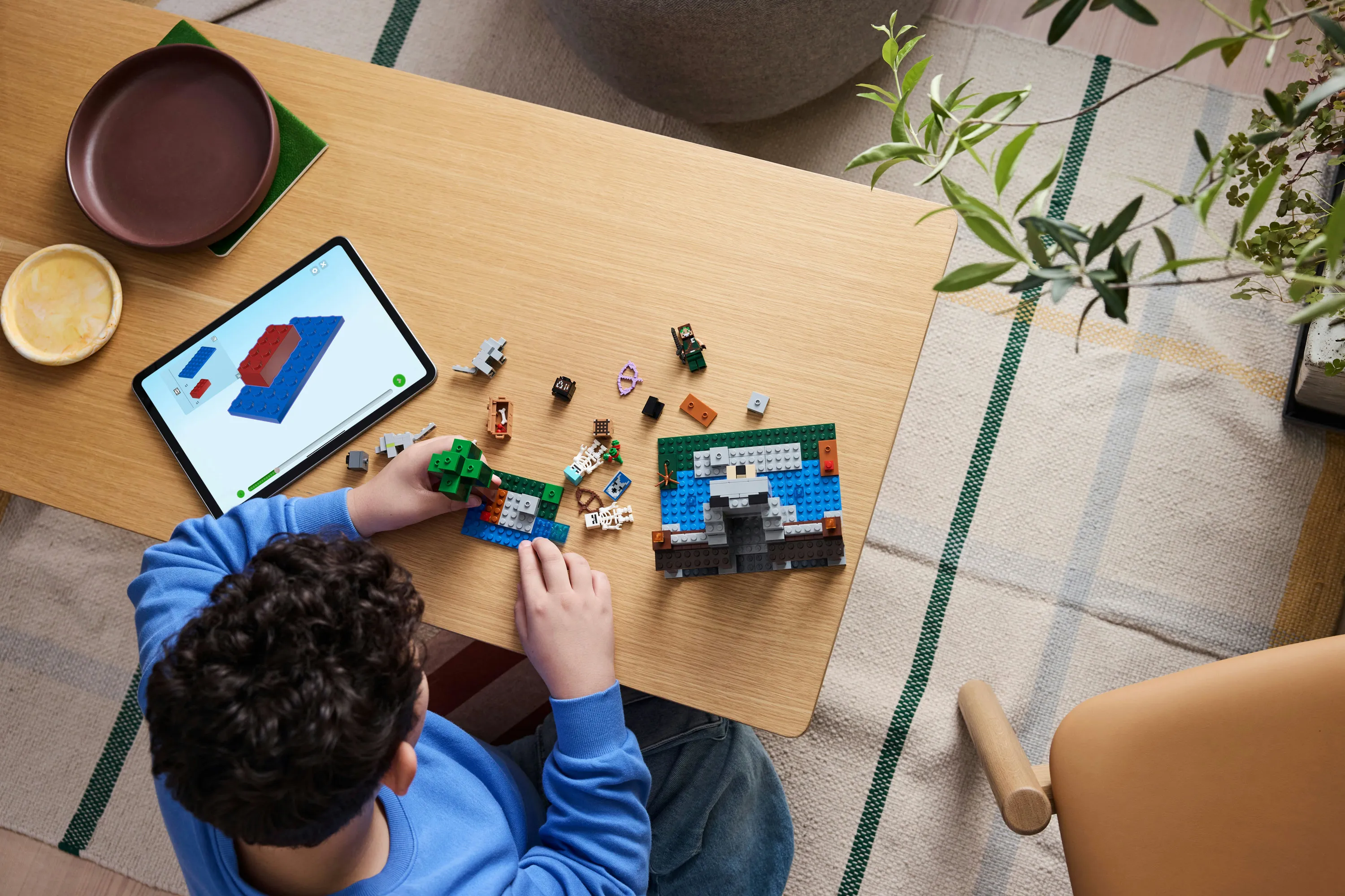 LEGO Minecraft Fortress Build 21261